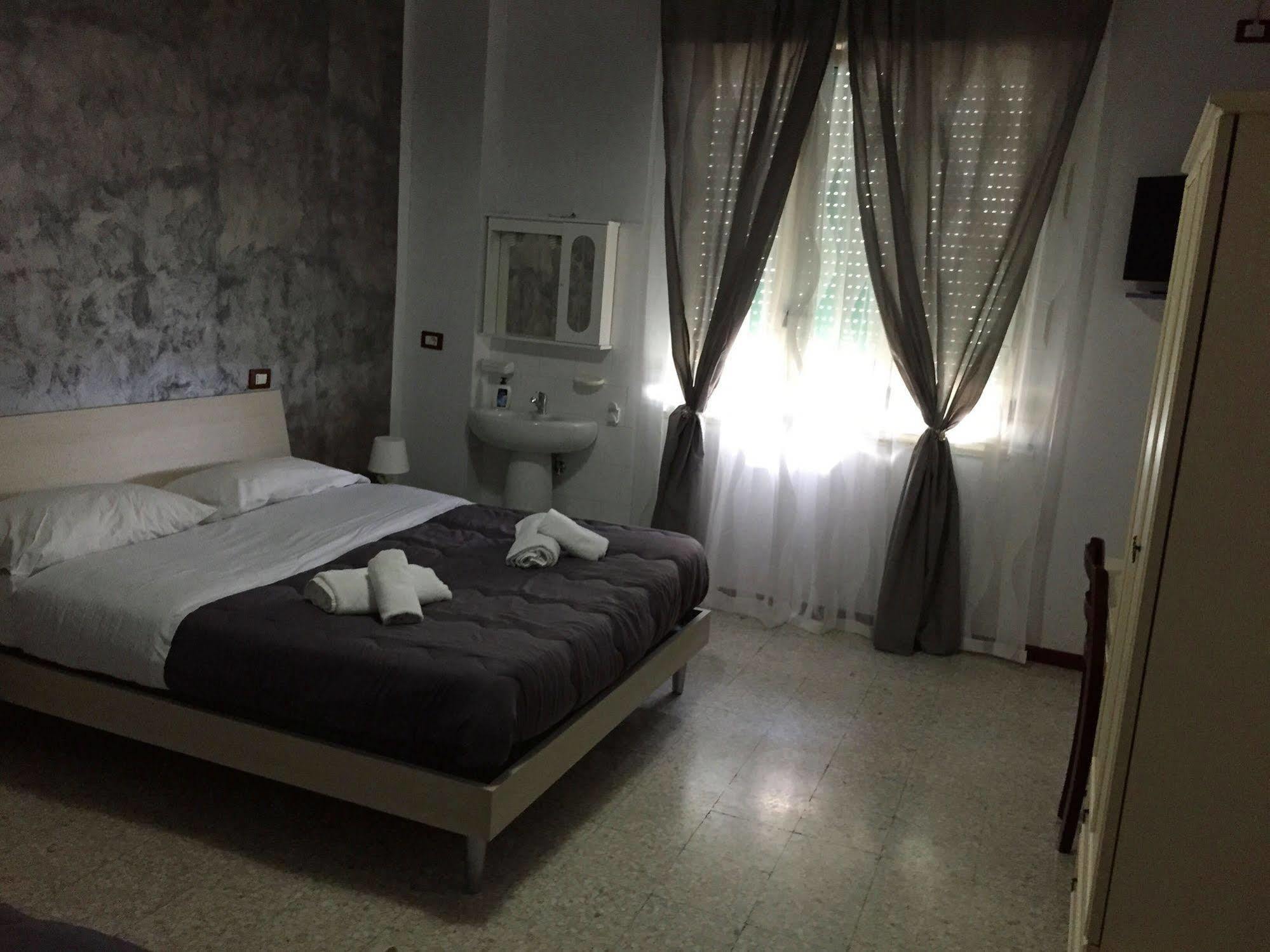 Guest house Stazione 3*
